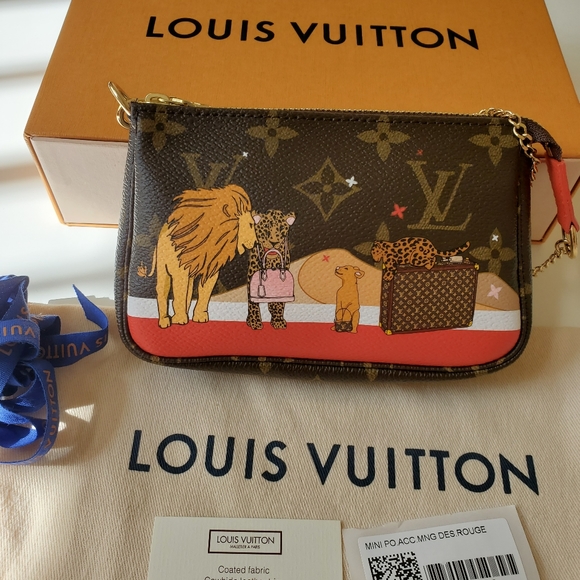 Louis Vuitton Handbags - Louis Vuitton Mini Pochette